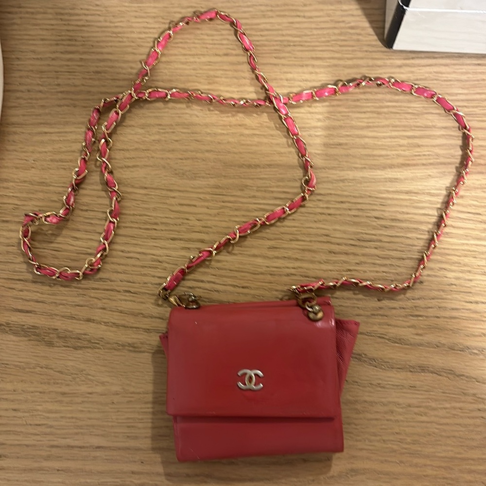 Pink Chanel Wallet on Chain